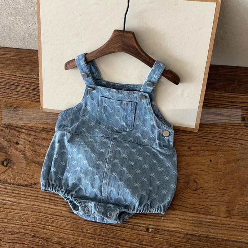 ベビーガールズ ボウプリント デニム クローリングスーツ 春 - Baby Products Korean のレビューと価格